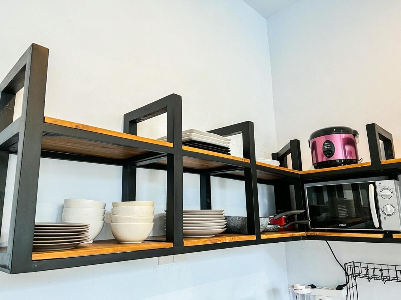 Island Boy Guesthouse T Prime Location In Canggu Exterior photo