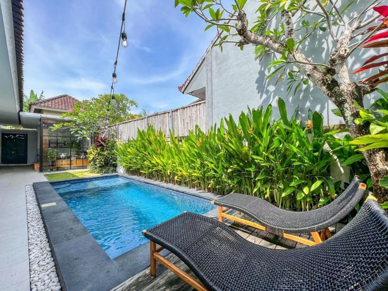 Island Boy Guesthouse T Prime Location In Canggu Exterior photo